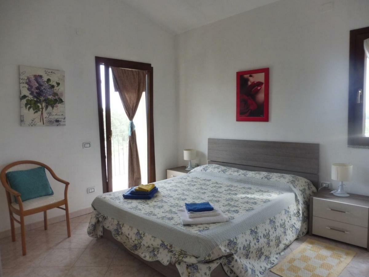 Casa Miriam - Appartamenti Vacanze Villaputzu Exterior foto